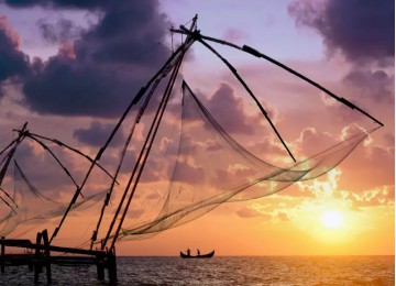 Munnar Thekkady Vagamon Alleppey Varkala Kovalam - Kerala Packages