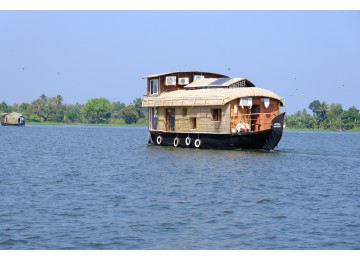 Kerala Houseboat Tour - Kerala Packages